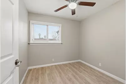 4056 Cornelia Way, North Highlands, CA 95660 - Photo 9