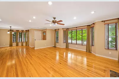 1031 9th Avenue, Sacramento, CA 95818 - Photo 13