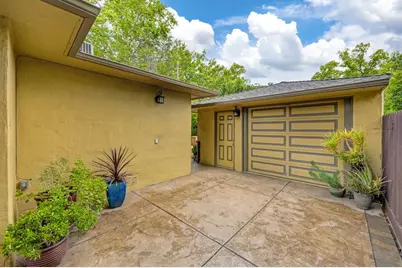 1031 9th Avenue, Sacramento, CA 95818 - Photo 43