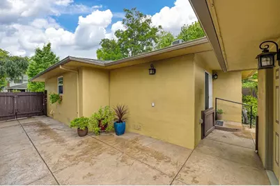 1031 9th Avenue, Sacramento, CA 95818 - Photo 41