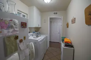 1269 Crest Dr, Yuba City, CA 95993 - Photo 11