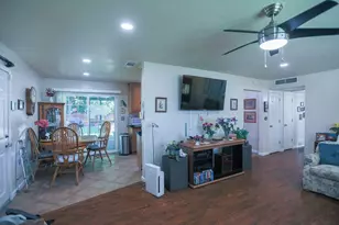 1269 Crest Dr, Yuba City, CA 95993 - Photo 3