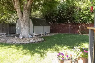 1269 Crest Dr, Yuba City, CA 95993 - Photo 27