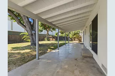 2707 Warwick Lane, Modesto, CA 95350 - Photo 23