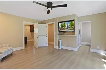 10764 N Elkhorn Drive, Stockton, CA 95209 - Photo 41