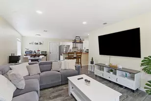 3407 Granby Dr, Sacramento, CA 95827 - Photo 5