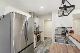 3407 Granby Dr, Sacramento, CA 95827 - Photo 3