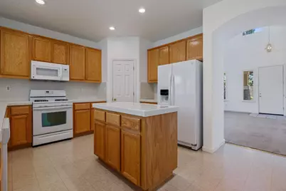 9360 Jacks Place, Patterson, CA 95363 - Photo 11