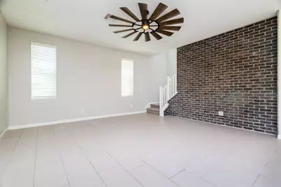 9733 Tribeca Drive, Sacramento, CA 95829 - Photo 11