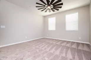 9733 Tribeca Dr, Sacramento, CA 95829 - Photo 13