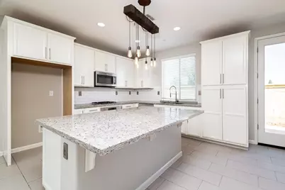 9733 Tribeca Drive, Sacramento, CA 95829 - Photo 3