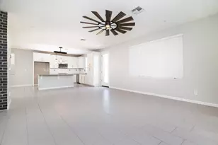 9733 Tribeca Dr, Sacramento, CA 95829 - Photo 9
