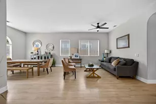 10163 Omeara Dr, Sacramento, CA 95829 - Photo 15