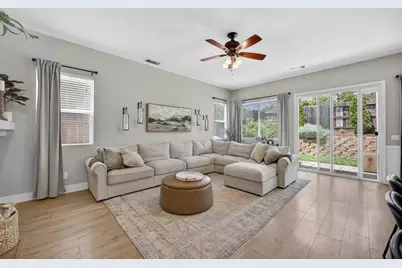 10163 Omeara Drive, Sacramento, CA 95829 - Photo 19