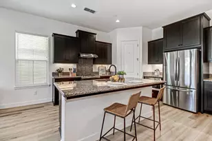 2352 Bronze Star Way, Sacramento, CA 95818 - Photo 9