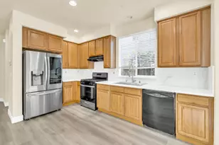 4909 Winamac Dr, Sacramento, CA 95835 - Photo 15