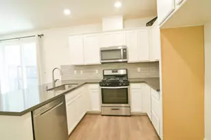 9941 Del Surf Ln, Elk Grove, CA 95757 - Photo 13