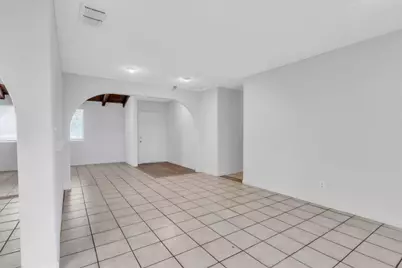 7283 Chardon Court, Sacramento, CA 95828 - Photo 17