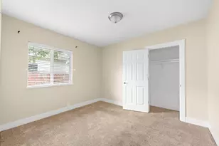 4015 San Carlos Wy, Sacramento, CA 95820 - Photo 19
