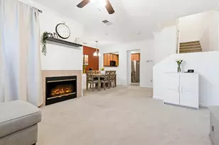 8398 Crystal Walk Cir, Elk Grove, CA 95758 - Photo 9