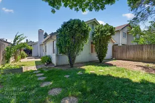 1206 Carriage Dr, Woodland, CA 95776 - Photo 23