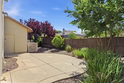 4124 Arenzano Way, El Dorado Hills, CA 95762 - Photo 37