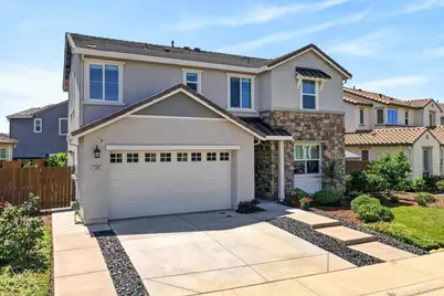 4090 Magenta Bloom Way, Rancho Cordova, CA 95742 - Photo 3