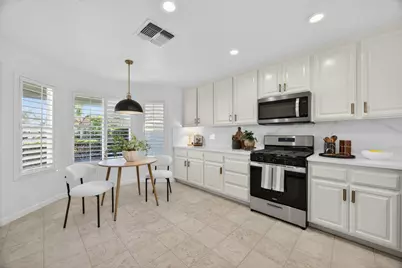 9801 Savonna Court, Elk Grove, CA 95757 - Photo 37