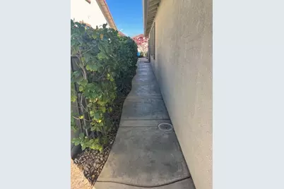 2473 Dutchwood Lane, Manteca, CA 95336 - Photo 29