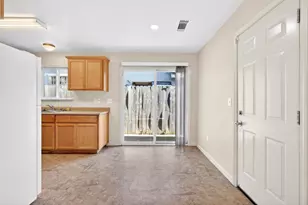 9531 Bancroft Way, Stockton, CA 95209 - Photo 13