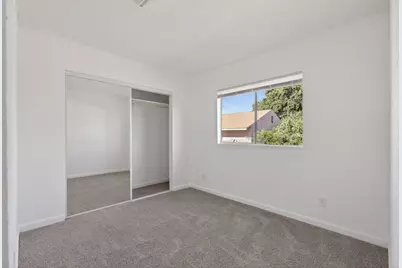 2715 Altos Avenue, Sacramento, CA 95815 - Photo 17