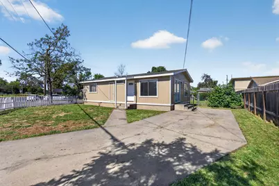 2715 Altos Avenue, Sacramento, CA 95815 - Photo 27