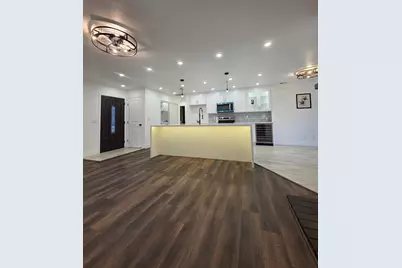 5870 Land View Drive, Stockton, CA 95219 - Photo 11