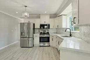 830 N Sierra Nevada St, Stockton, CA 95205 - Photo 9