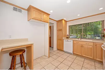6503 Amado Court, Citrus Heights, CA 95621 - Photo 7