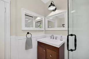 1810 9th Ave, Sacramento, CA 95818 - Photo 41