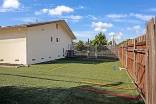 9101 Rosewood Dr, Sacramento, CA 95826 - Photo 27