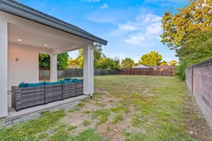 2909 57th St, Sacramento, CA 95817 - Photo 37