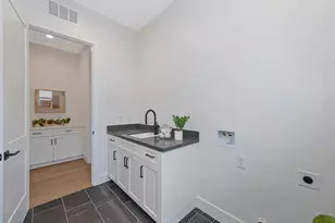 4062 Emerald Gln Ln, Folsom, CA 95630 - Photo 23