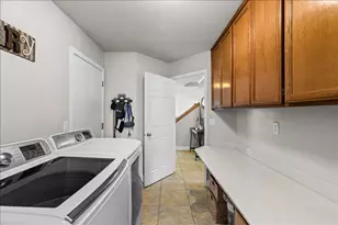 1527 Glenwood Ct, Escalon, CA 95320 - Photo 29