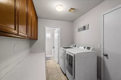 1527 Glenwood Court, Escalon, CA 95320 - Photo 27