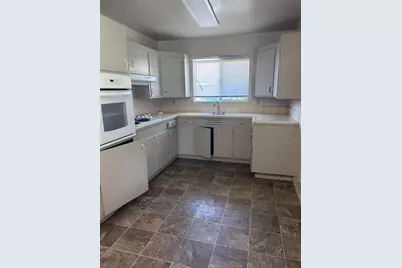 2406 W Hammer Lane, Stockton, CA 95209 - Photo 3