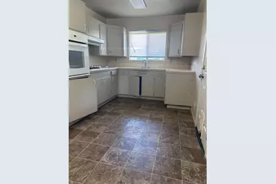 2406 W Hammer Lane, Stockton, CA 95209 - Photo 5