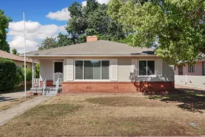2135 Manchester Avenue, Stockton, CA 95204 - Photo 1