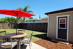 6831 Oaklawn Way, Fair Oaks, CA 95628 - Photo 25