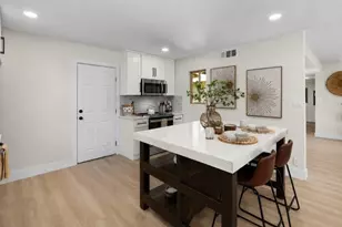 6831 Oaklawn Way, Fair Oaks, CA 95628 - Photo 15