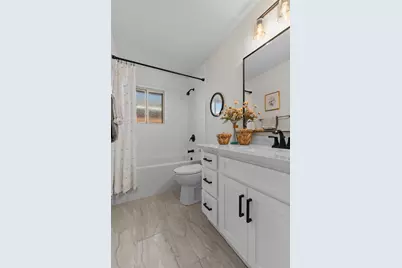 6831 Oaklawn Way, Fair Oaks, CA 95628 - Photo 19