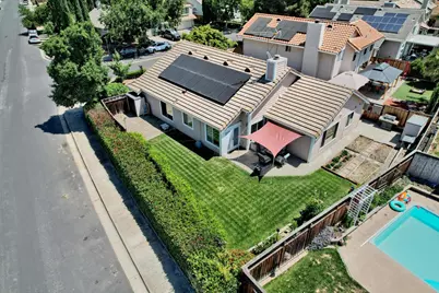 110 Loma Prieta Circle, Tracy, CA 95376 - Photo 13