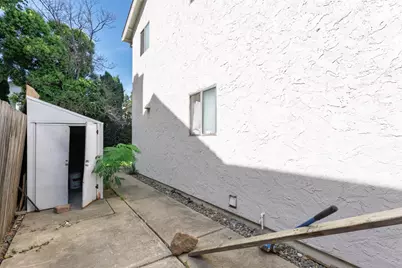 8265 Calla Way, Sacramento, CA 95828 - Photo 49