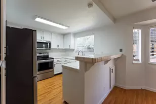 8265 Calla Way, Sacramento, CA 95828 - Photo 17